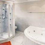 Relax Apart Otel