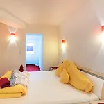 Relax Apartmanhotel 4*