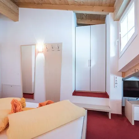 Relax Aparthotel 4*