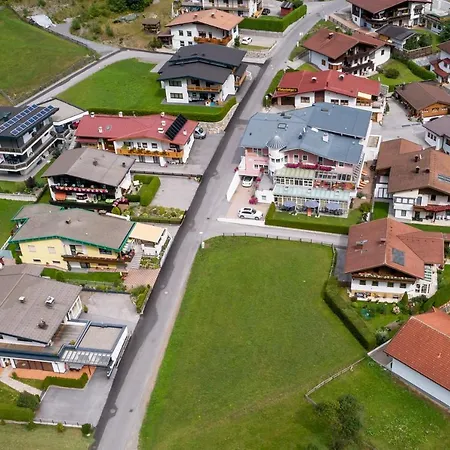 Ξενοδοχείο με διαμερίσματα Relax 4*